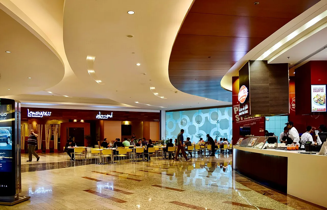 Dining District, Al Ghurair Center ^1 - Flickr - Abubakr Saeed