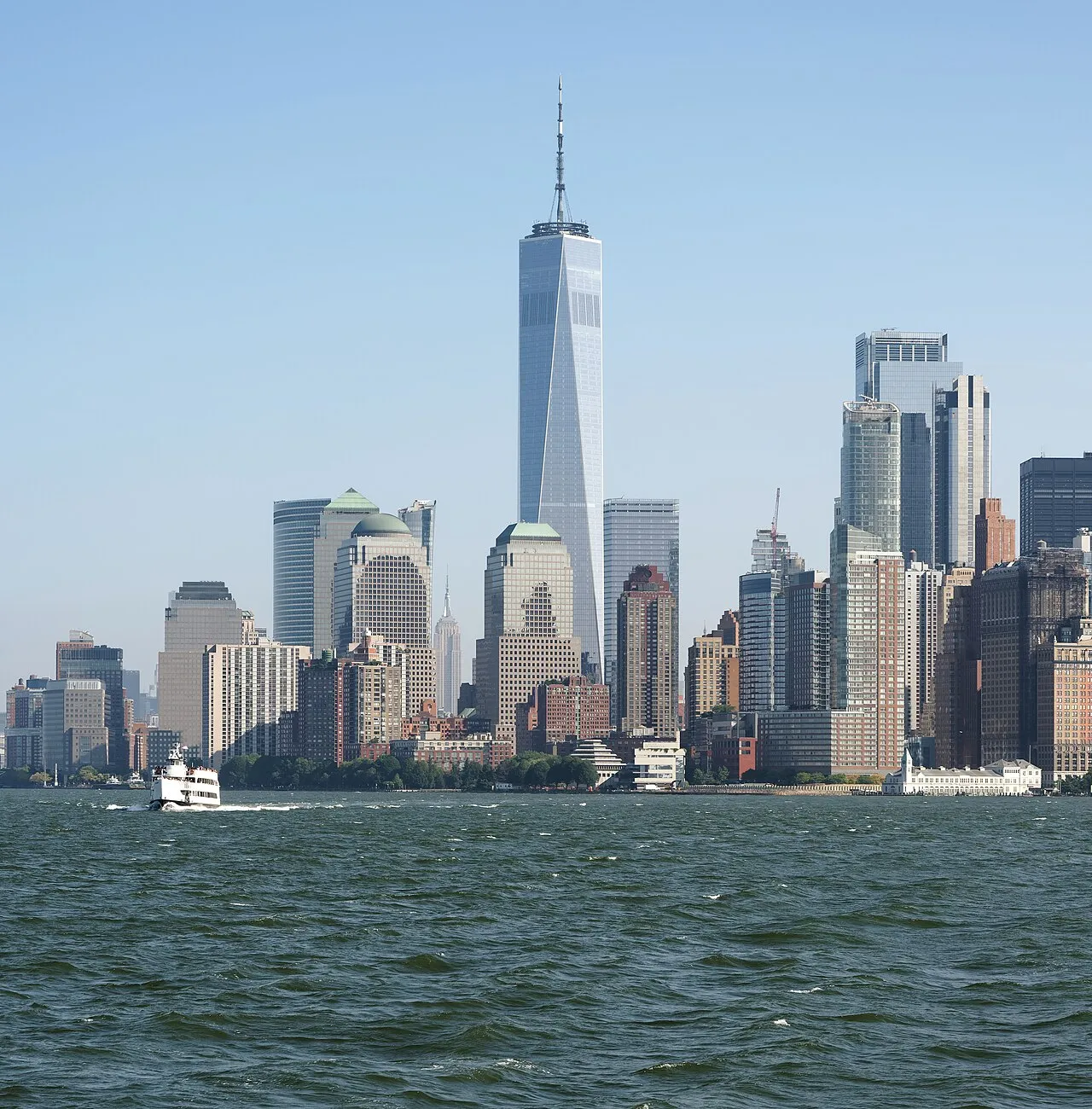 Manhattan skyline from Upper New York Bay, 20231001 1042
