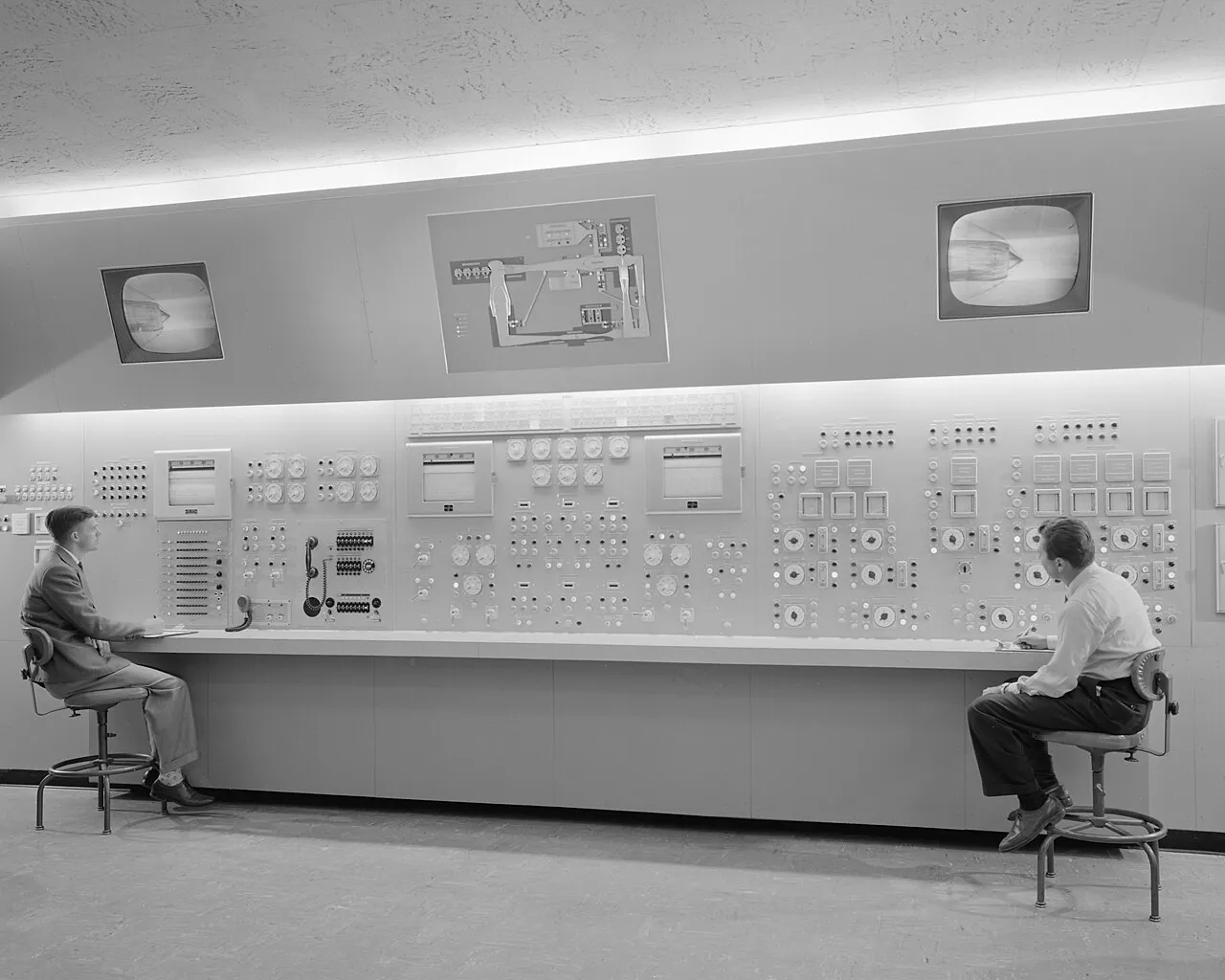 Control Room - 10ft x 10ft Wind Tunnel - GPN-2000-00